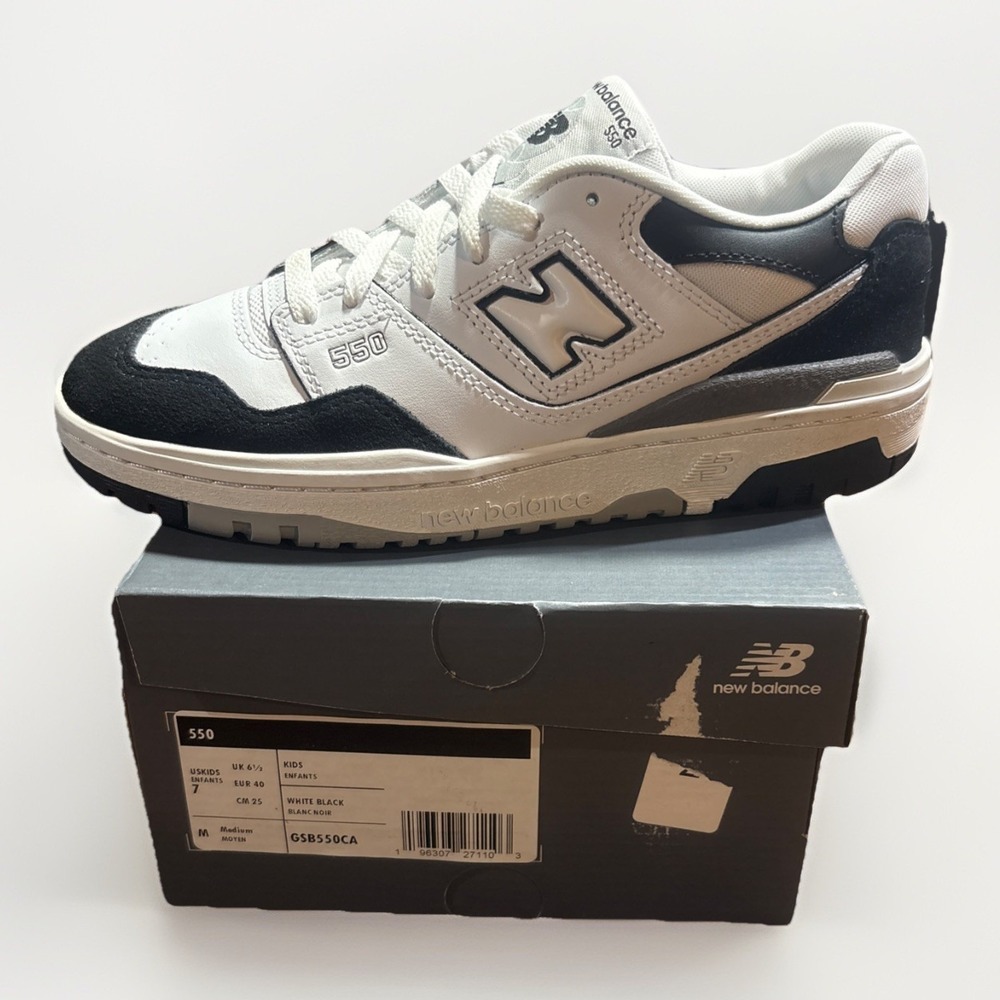 New Balance 550 Athletic Sneakers White Black Boy's Size 7